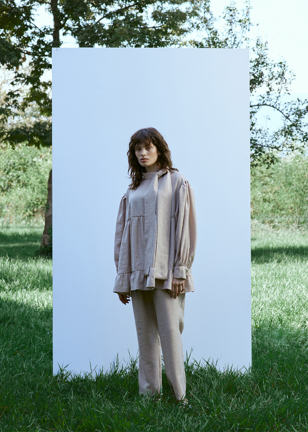 Büzgülü Yaka Detaylı Takım resmi